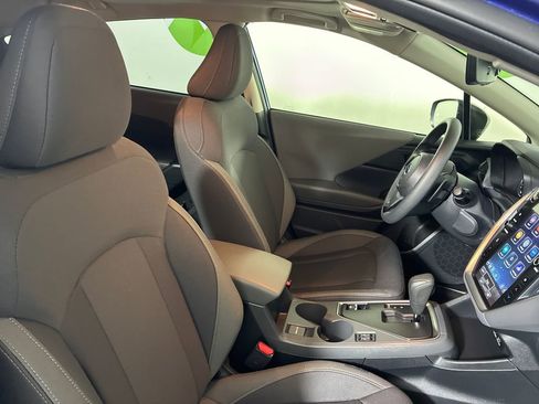 Used 2025 Subaru Crosstrek 2.0i Premium image 35