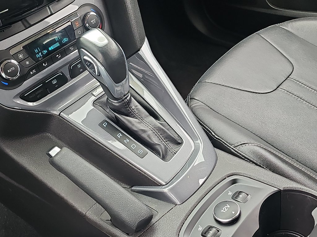 Used 2014 Ford Focus Titanium FWD image 27