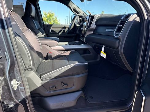 New 2026 RAM 2500 Laramie w/ Night Edition AWD/4WD image 34