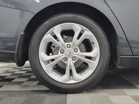 Used 2025 Honda Accord LX image 7