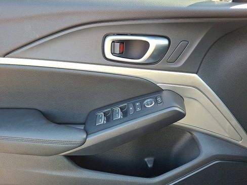 Certified 2024 Acura Integra image 13