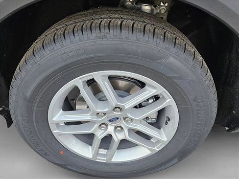 New 2026 Ford Explorer Active w/ Active Comfort Package image 10