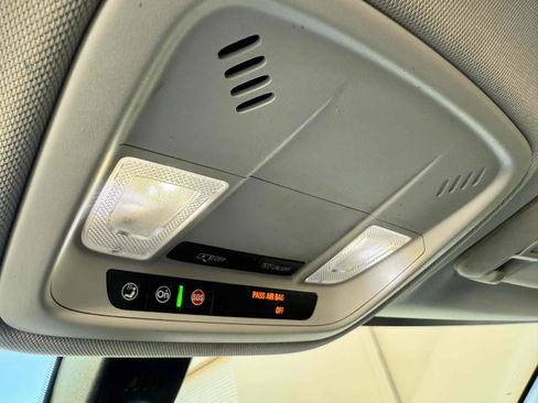 Used 2018 Chevrolet Traverse LS image 39