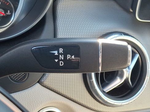 Used 2019 Mercedes-Benz CLA 250 4MATIC image 15