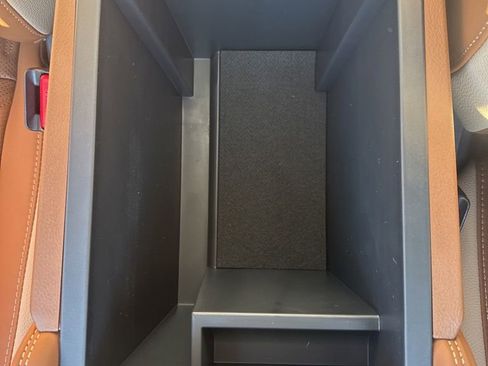 New 2026 Nissan Pathfinder Platinum image 34