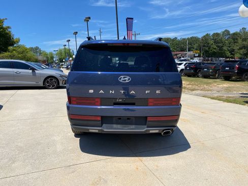 Used 2025 Hyundai Santa Fe SEL FWD image 5