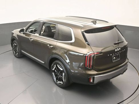 Used 2025 Kia Telluride EX w/ EX Captain's Chair Package FWD image 53