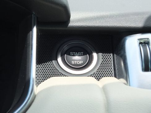 Used 2019 Land Rover Range Rover Sport HSE AWD/4WD image 30