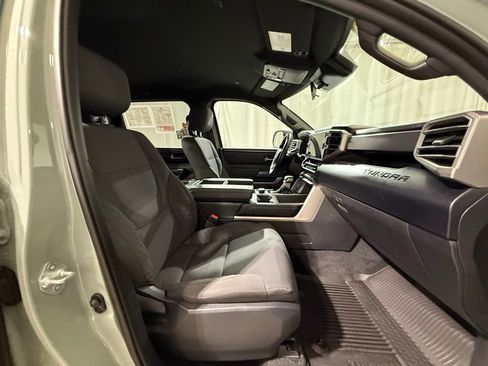 Used 2025 Toyota Tundra SR5 w/ SR5 Convenience Package image 20