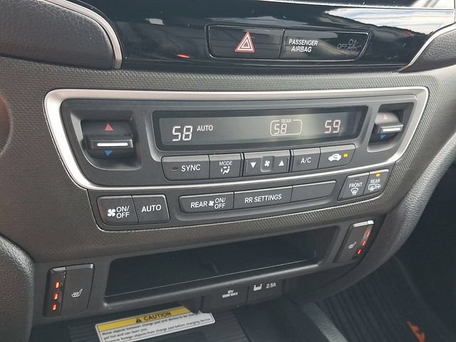 Used 2023 Honda Passport TrailSport image 15