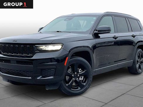 Used 2023 Jeep Grand Cherokee L Altitude image 1