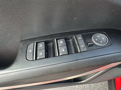 Used 2024 Kia Soul LX w/ Option Group 015 FWD image 13