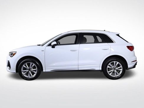 Used 2025 Audi Q3 2.0T Premium w/ Convenience Package AWD/4WD image 2