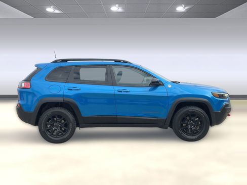 Used 2022 Jeep Cherokee Trailhawk w/ Trailer Tow Group image 8