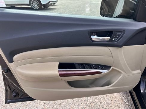 Used 2015 Acura TLX FWD image 15