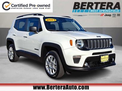 Certified 2023 Jeep Renegade Latitude w/ Sun & Fun Group