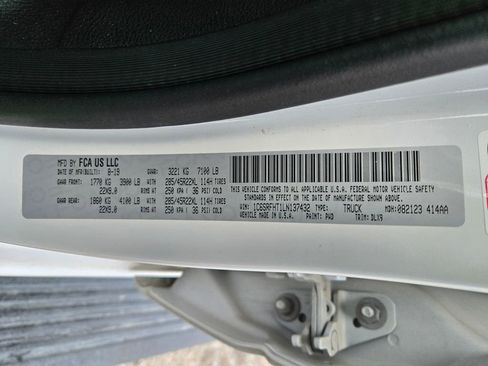 Used 2020 RAM 1500 Limited image 33