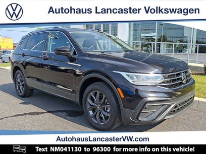 Used 2022 Volkswagen Tiguan SE w/ Panoramic Sunroof Package