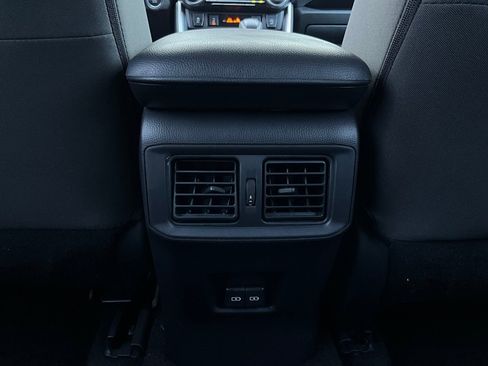 Used 2025 Toyota RAV4 XLE image 13