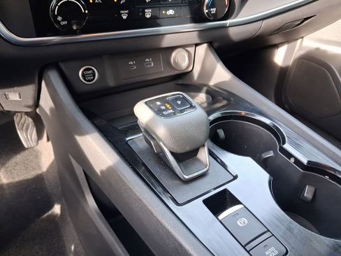 Certified 2023 Nissan Rogue S image 21