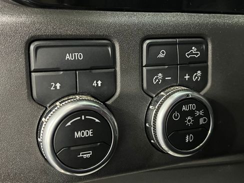 Used 2022 GMC Sierra 1500 Elevation w/ Elevation Premium Package image 12