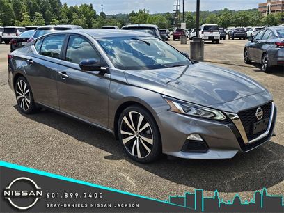 Used 2022 Nissan Altima 2.5 SR