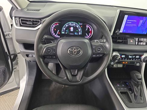 Used 2024 Toyota RAV4 XLE image 12