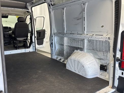Used 2023 RAM ProMaster 2500 FWD image 40