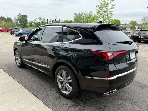 Used 2023 Acura MDX SH-AWD image 3