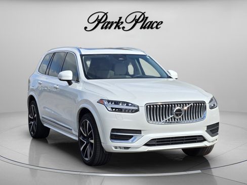 Used 2023 Volvo XC90 B6 Plus w/ Protection Package Premier AWD/4WD image 8