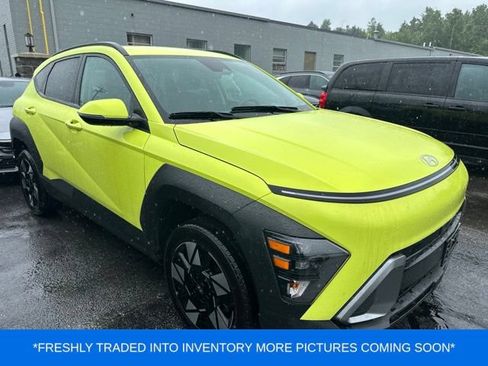 Certified 2025 Hyundai Kona SEL AWD/4WD image 1