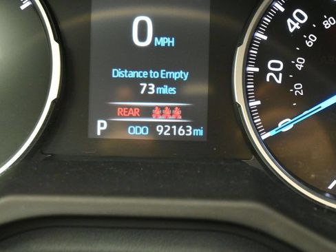 Used 2022 Toyota RAV4 XLE w/ XLE Grade Weather Package AWD/4WD image 17