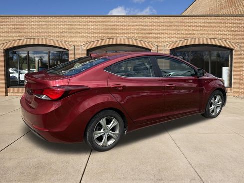 Used 2016 Hyundai Elantra Value Edition FWD image 3