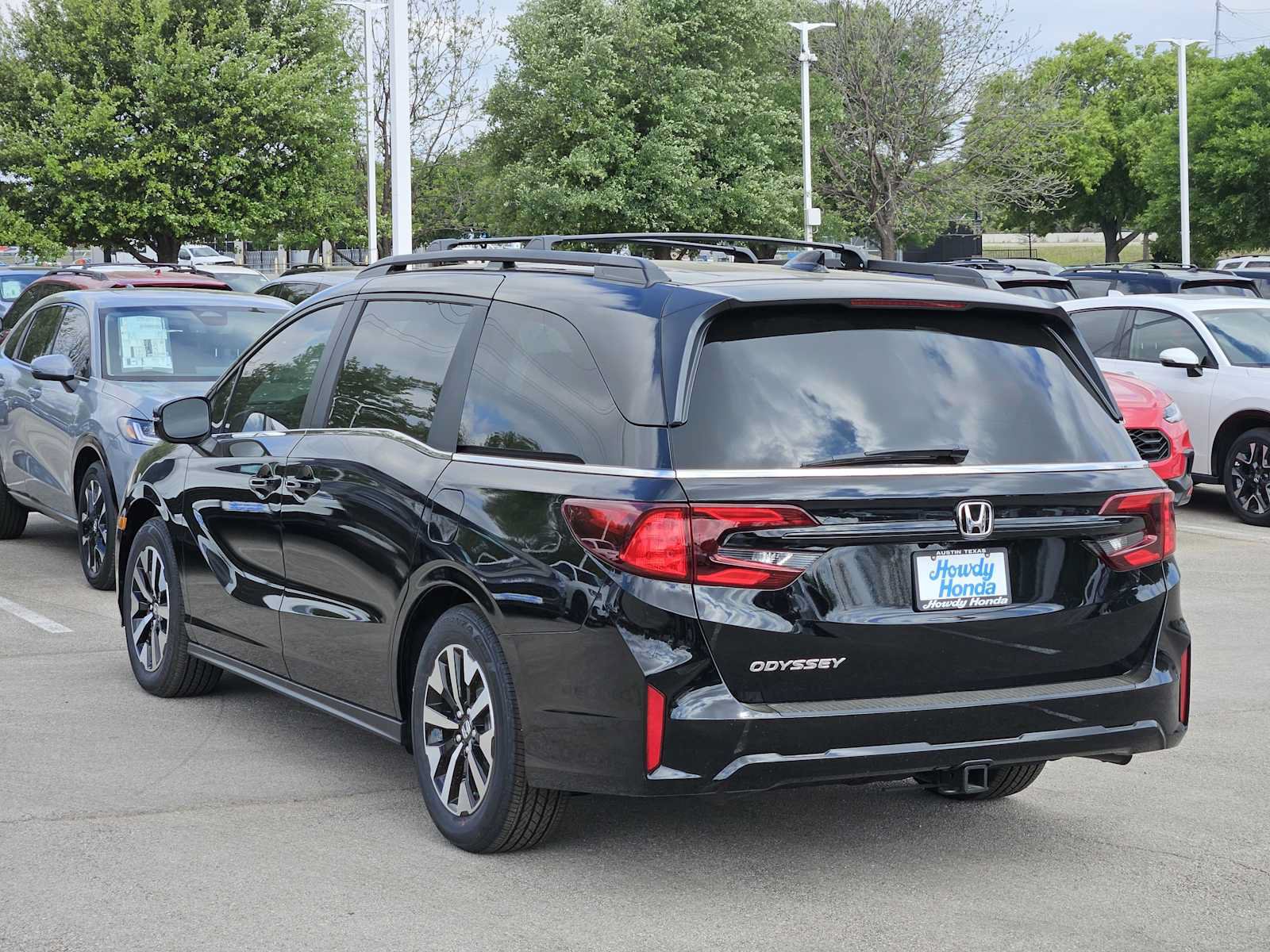 New 2026 Honda Odyssey EX-L image 4
