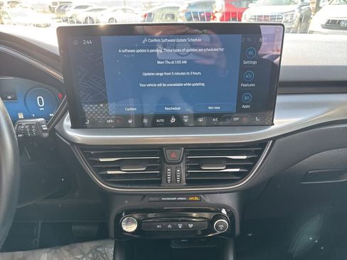 Used 2023 Ford Escape Active w/ Tech Pack #2 FWD image 24