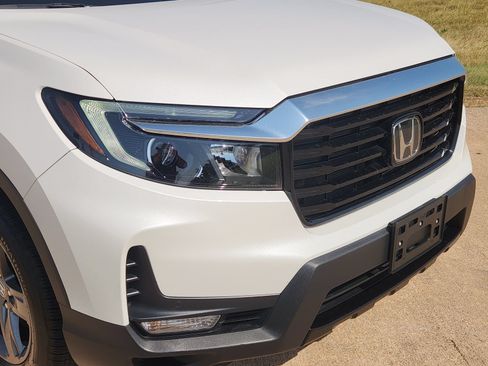 Used 2023 Honda Ridgeline RTL-E image 12