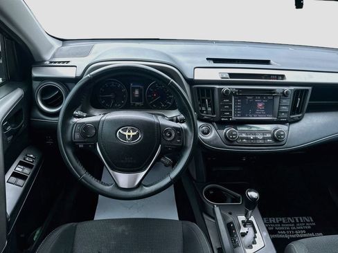 Used 2018 Toyota RAV4 XLE FWD image 23