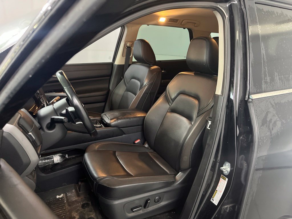 Used 2024 Nissan Pathfinder SL AWD/4WD image 20