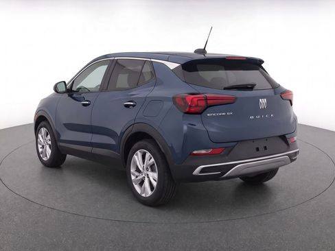 Certified 2024 Buick Encore GX Preferred FWD image 4