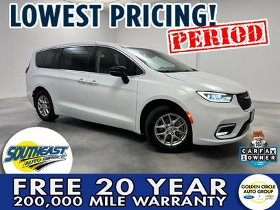 Used 2024 Chrysler Pacifica Touring-L