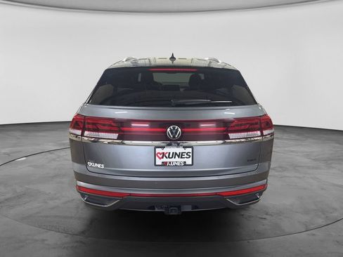 Used 2025 Volkswagen Atlas Cross Sport SE AWD/4WD image 10