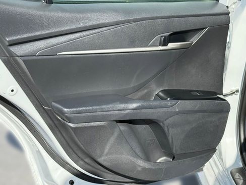 Used 2025 Toyota Camry LE image 23