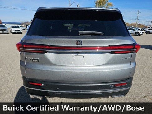 Certified 2025 Buick Enclave Preferred image 8