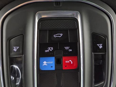 Used 2022 Jeep Grand Cherokee L Altitude image 29