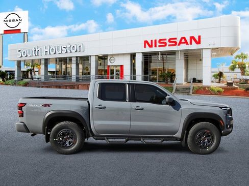 New 2026 Nissan Frontier PRO-4X w/ Pro-4x Convenience Package image 5