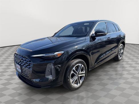 Used 2025 Audi Q5 Premium Plus image 1