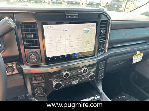 New 2026 Ford F350 Lariat w/ Black Appearance Package image 27