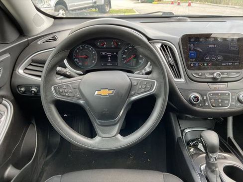 Used 2024 Chevrolet Malibu LT FWD image 29