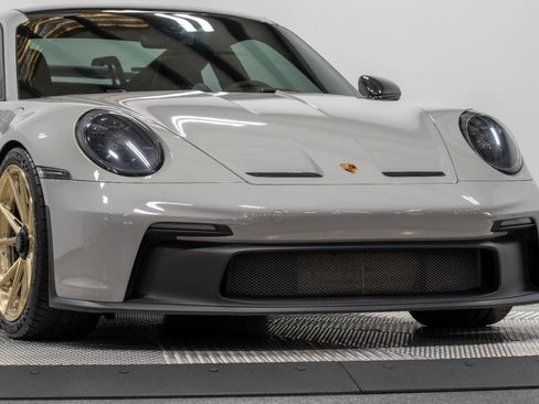 Used 2022 Porsche 911 GT3 image 5