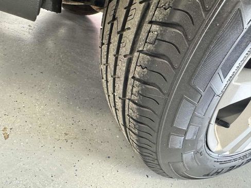 Used 2014 Chevrolet Equinox LS image 25